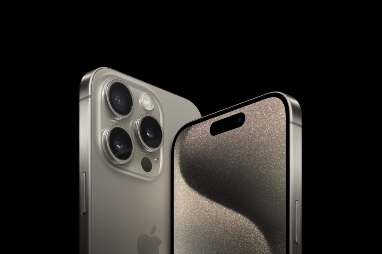 Arrivano iPhone 15 Pro e Pro Max: prezzi in discesa e tanta innovazione