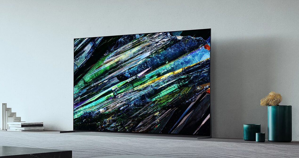 Sony apre i preordini del TV QD-OLED A95L: prestazioni, design e prezzi al top