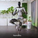 Il robot umanoide di Tesla si evolve; ora fa anche yoga 3