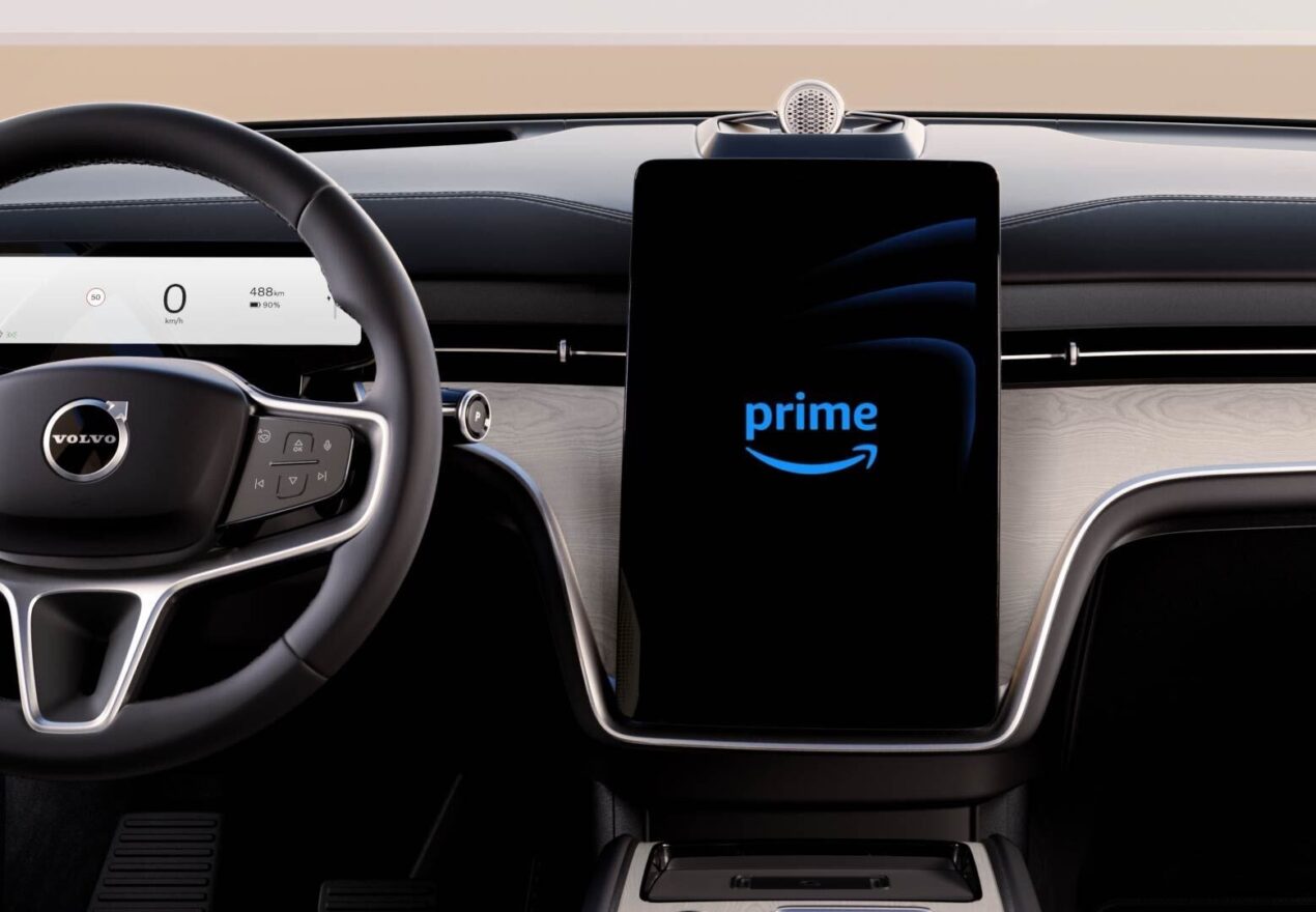 Polestar e Volvo integrano Amazon Prime Video e YouTube a bordo delle auto