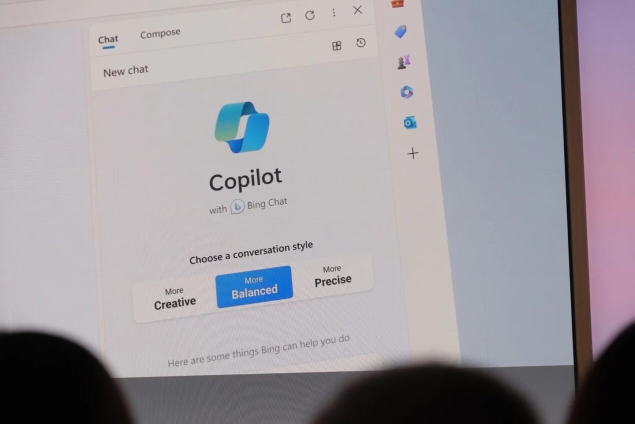 Microsoft rilascia l'aggiornamento Windows 11 2023: Copilot per più utenti