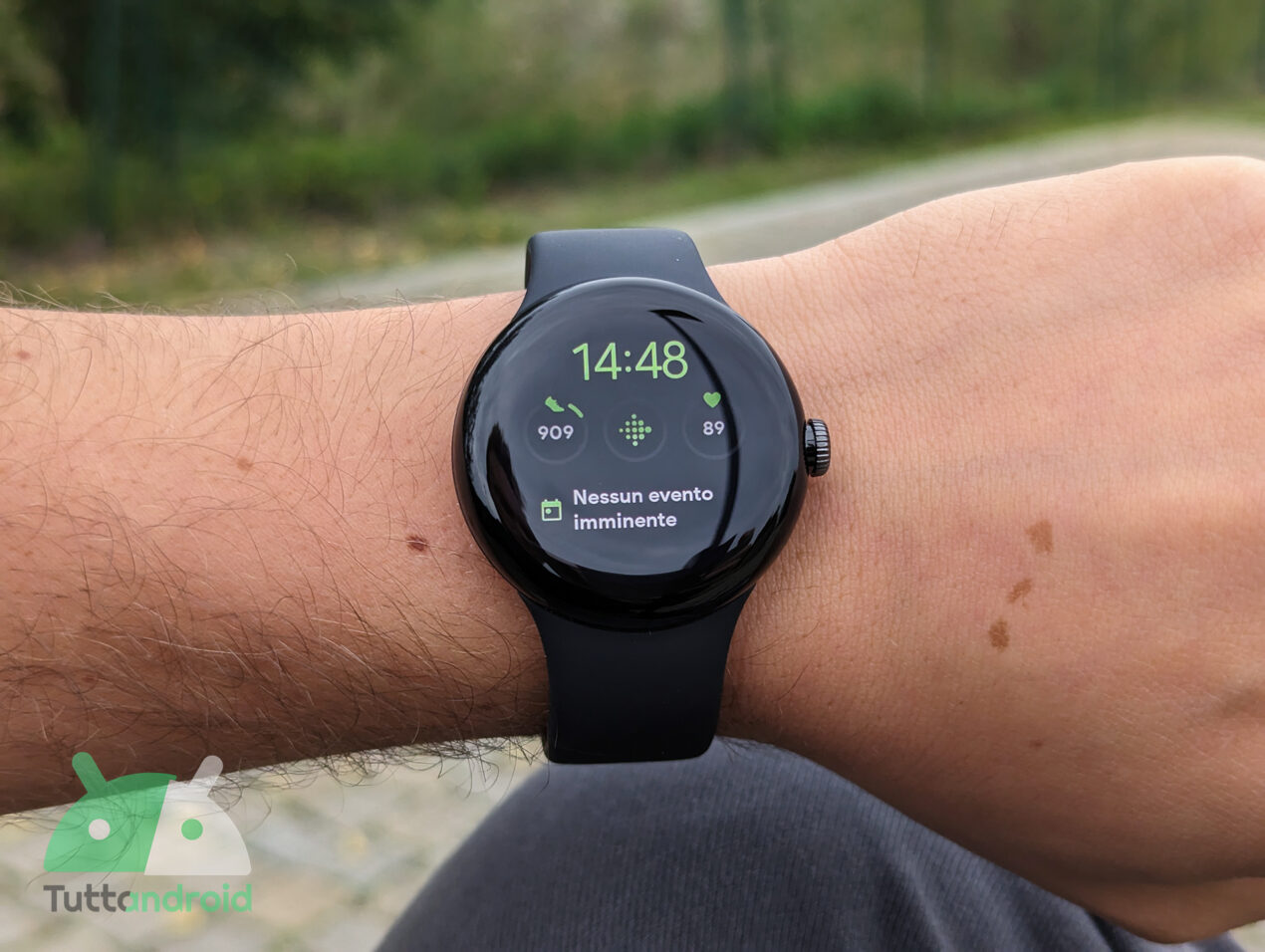 Google Pixel Watch si aggiorna: arrivano le patch di sicurezza di settembre