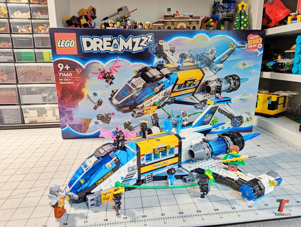 Recensione LEGO DREAMZzz Il Bus spaziale del Signor Oz, il bello di essere "swoosh"