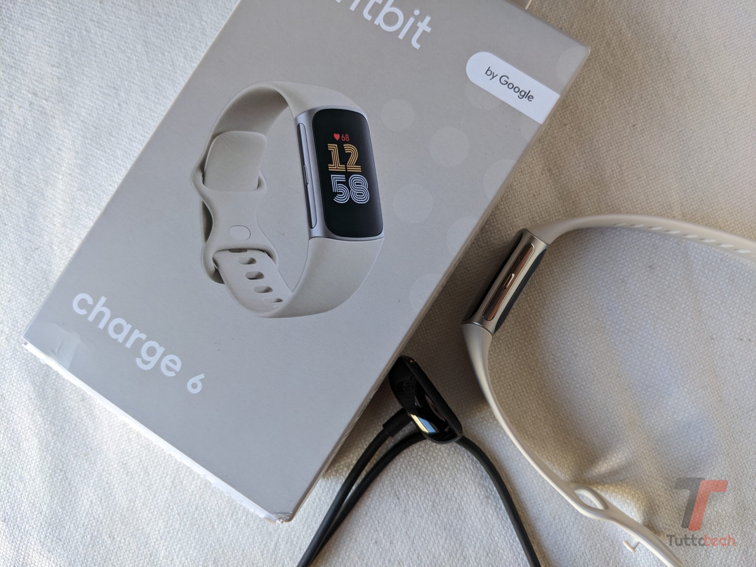 Recensione Fitbit Charge 6: è la smartband migliore e più avanzata in questo momento 1