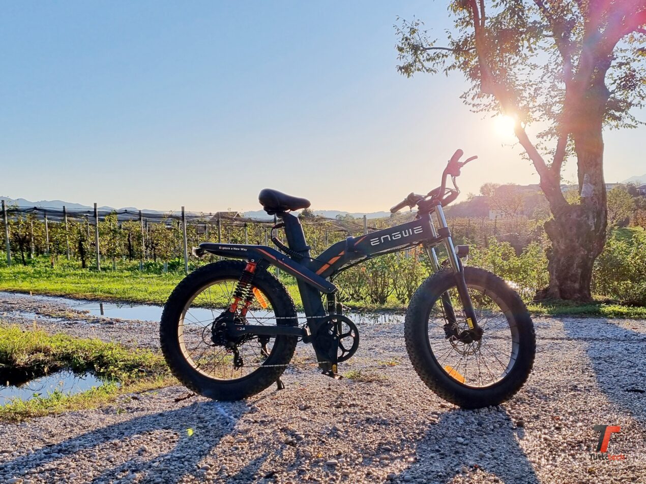 Recensione ENGWE X24, moto o bici elettrica?