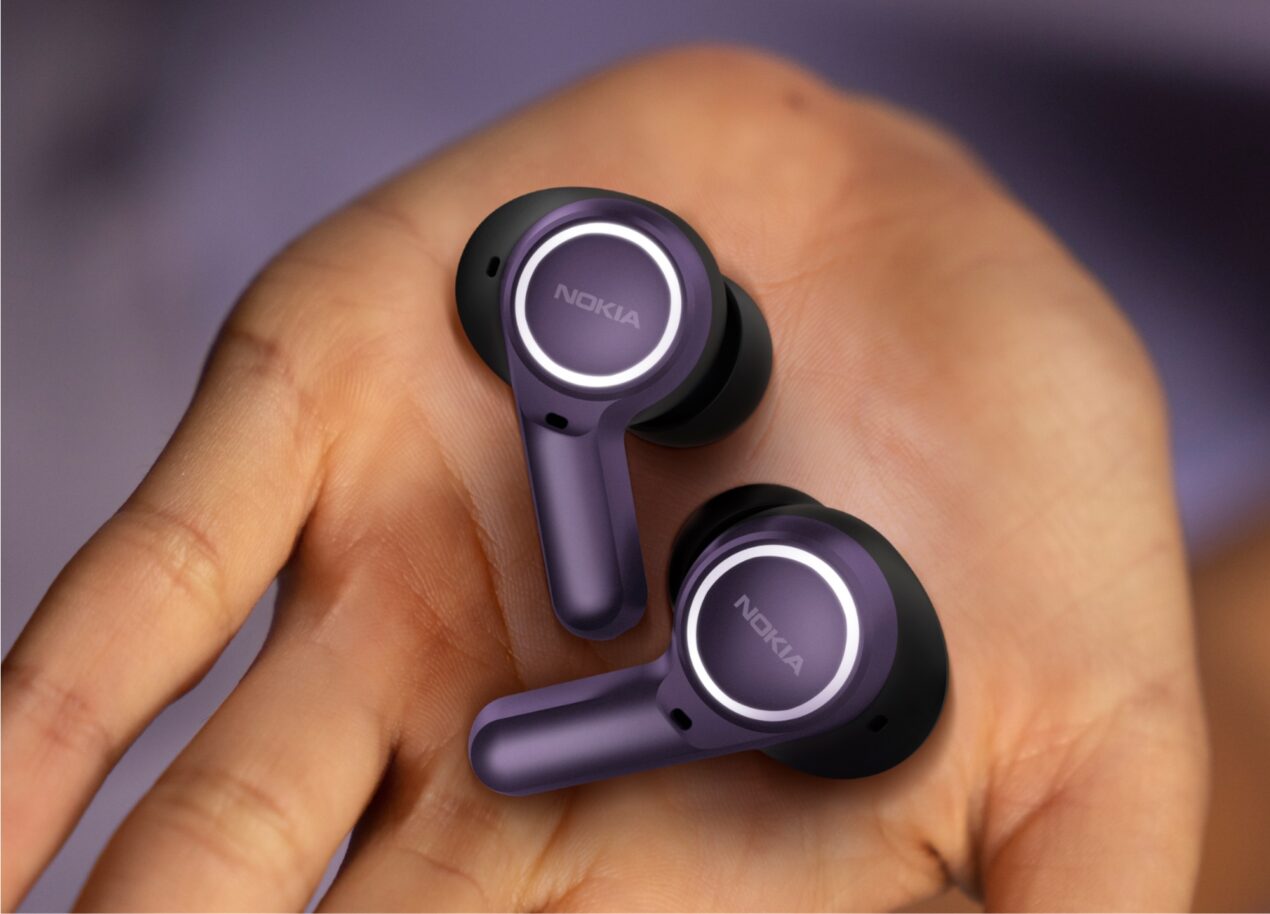 Ufficiali le Nokia Clarity Earbuds 2 +, cuffie true wireless alla moda con ANC