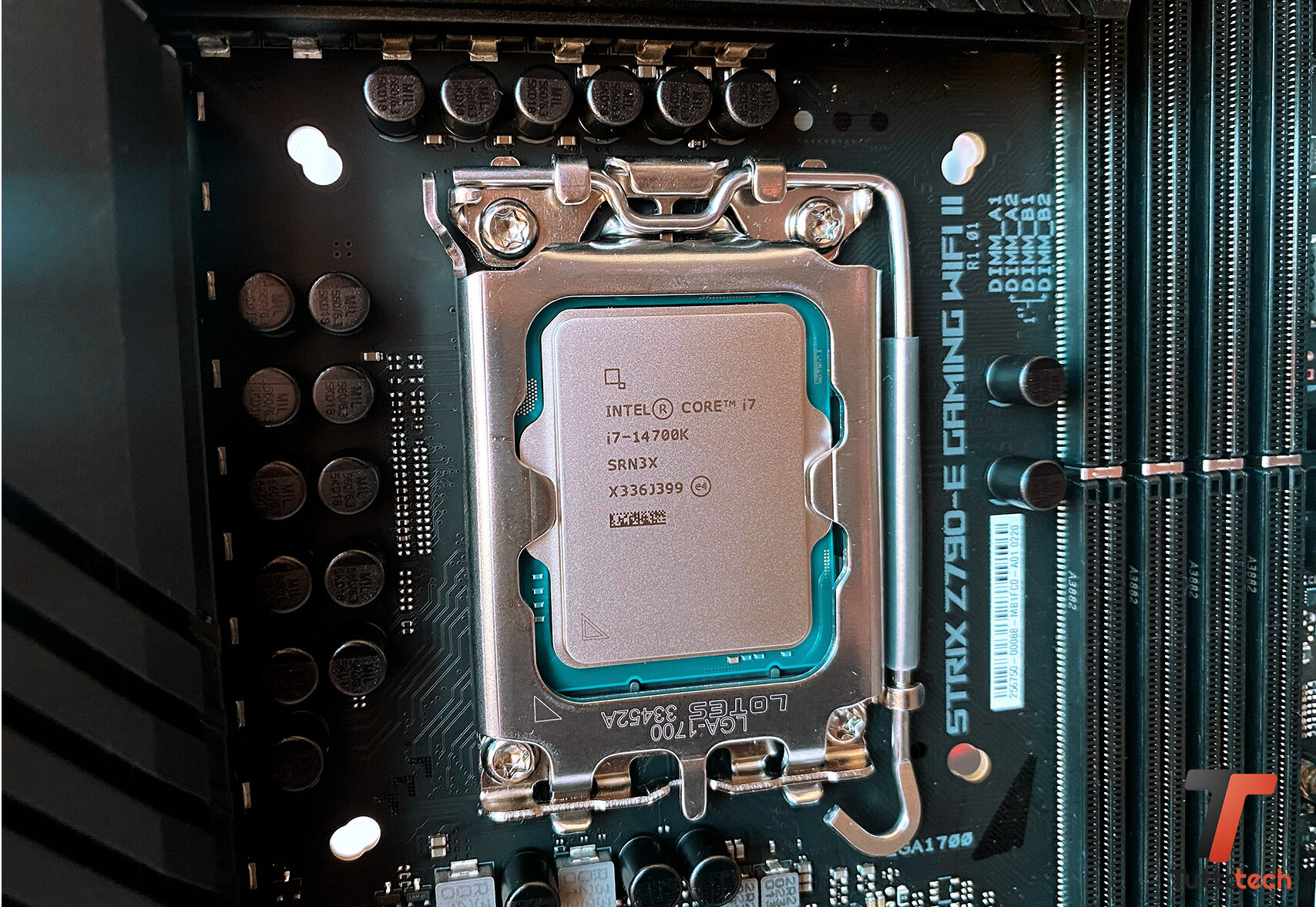 Intel Core i7-14700K his