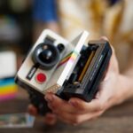 LEGO IDEAS: Fotocamera Polaroid ONESTEP SX-70, il nuovo set per gli appassionati di foto 3
