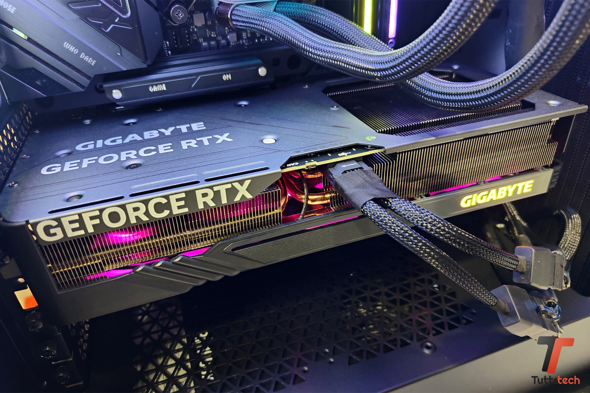 Gigabyte GeForce RTX 4070 SUPER Gaming OC RGB