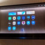 Al CES 2024 LG lancia la sua prima smart TV trasparente 1