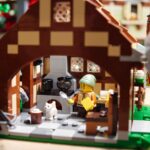 LEGO Piazza della città medievale, ufficiale la rivisitazione di un grande classico 5