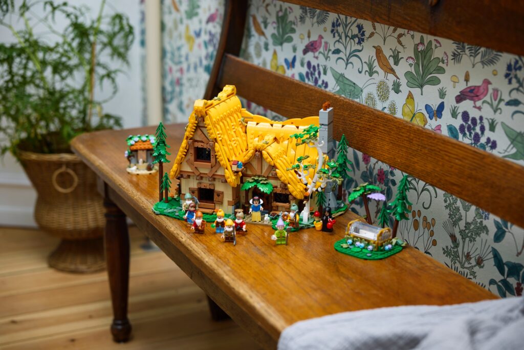 LEGO Disney Il cottage di Biancaneve e i Sette Nani