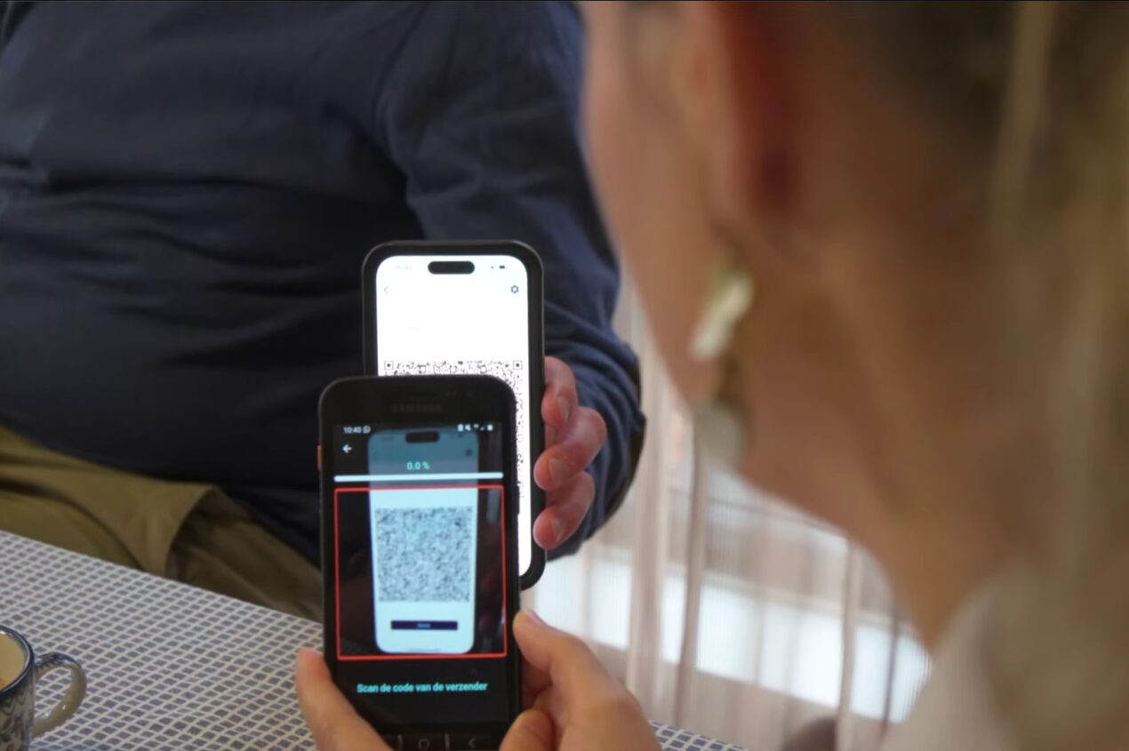 L'app LiveDrop trasferisce file fra dispositivi senza nessun tipo di connessione