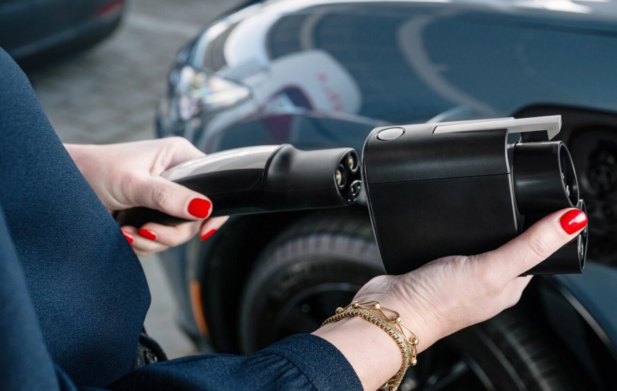 Ora le Ford si possono ricaricare con i Supercharger di Tesla