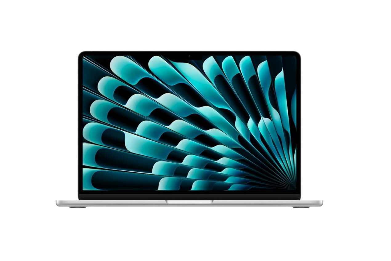 A pochi giorni dal lancio, MacBook Air 13 con M3 è già in offerta su Amazon