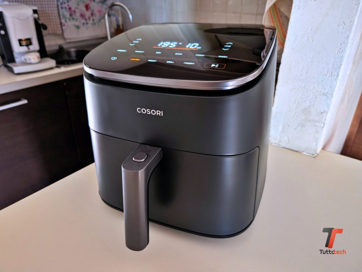 Recensione COSORI Turbo Blaze, una friggitrice ad aria coi fiocchi
