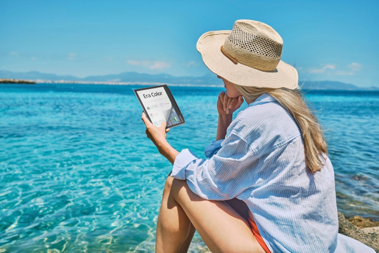 PocketBook Era Color è un nuovo eBook reader versatile con schermo da 7"