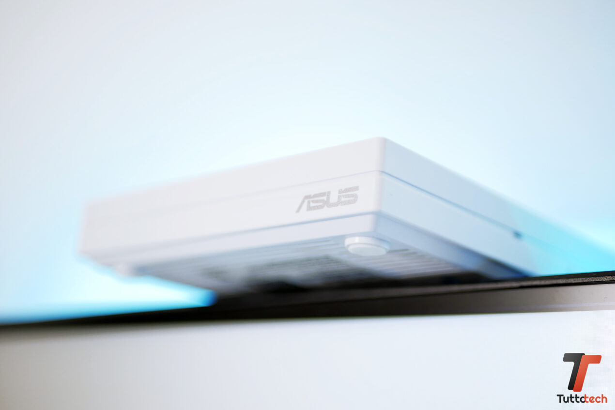 Provato l'ASUS RT-AX57 Go: il router tascabile che non conoscete