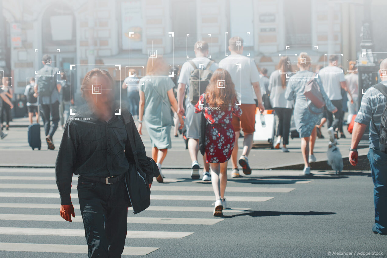 Cosa dice la legge europea sull'intelligenza artificiale approvata dal Parlamento