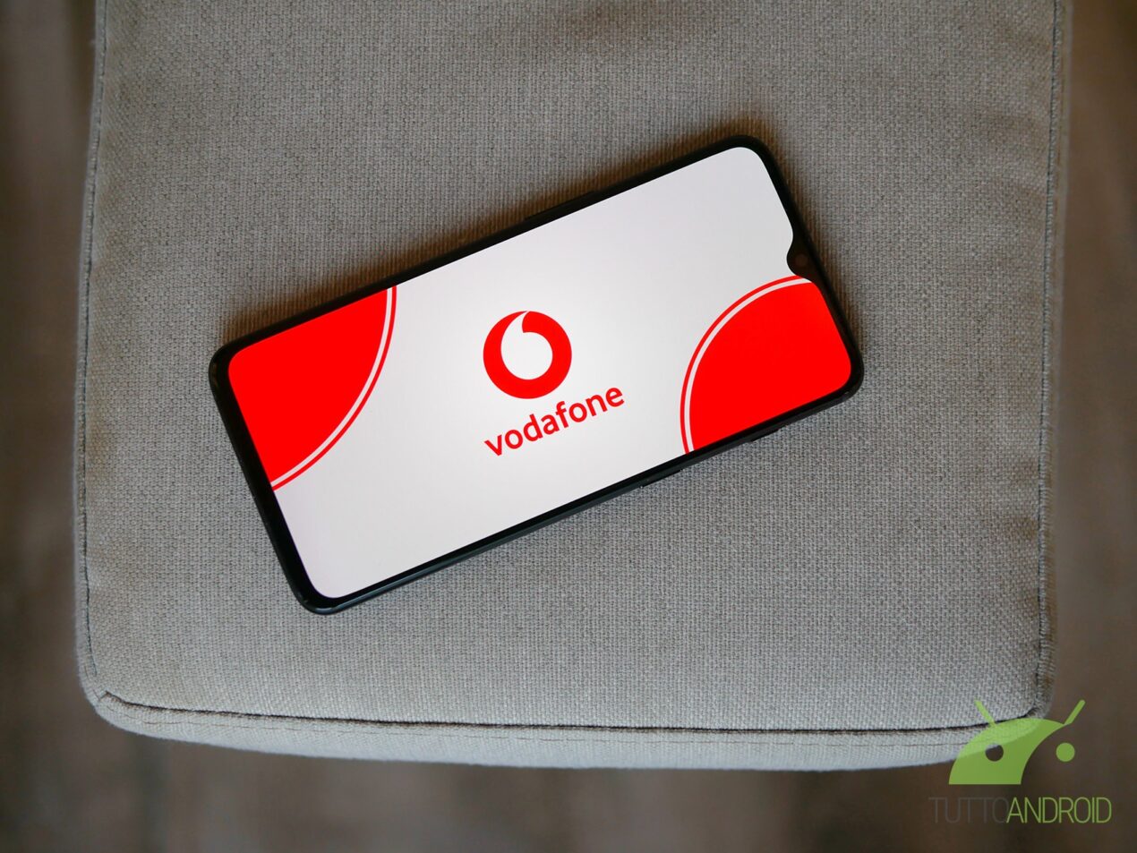 È ufficiale, Swisscom acquisisce Vodafone Italia: i dettagli
