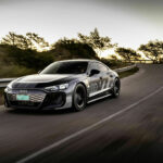 La nuova Audi e-tron GT si presenta bella e "cattiva" nei primi prototipi 2