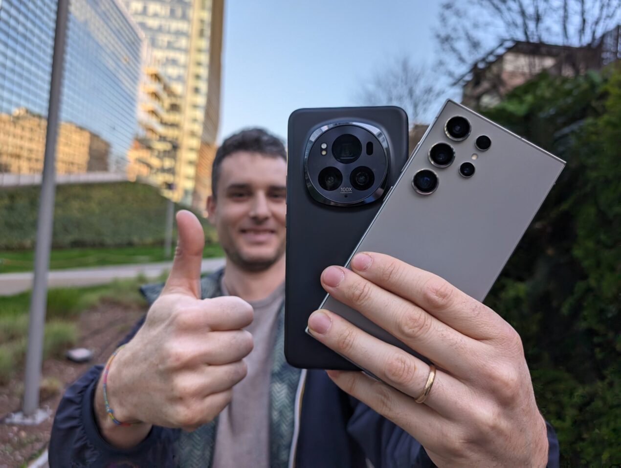 Samsung Galaxy S24 Ultra vs Honor Magic6 Pro: le differenze tra i due migliori smartphone del momento (video)