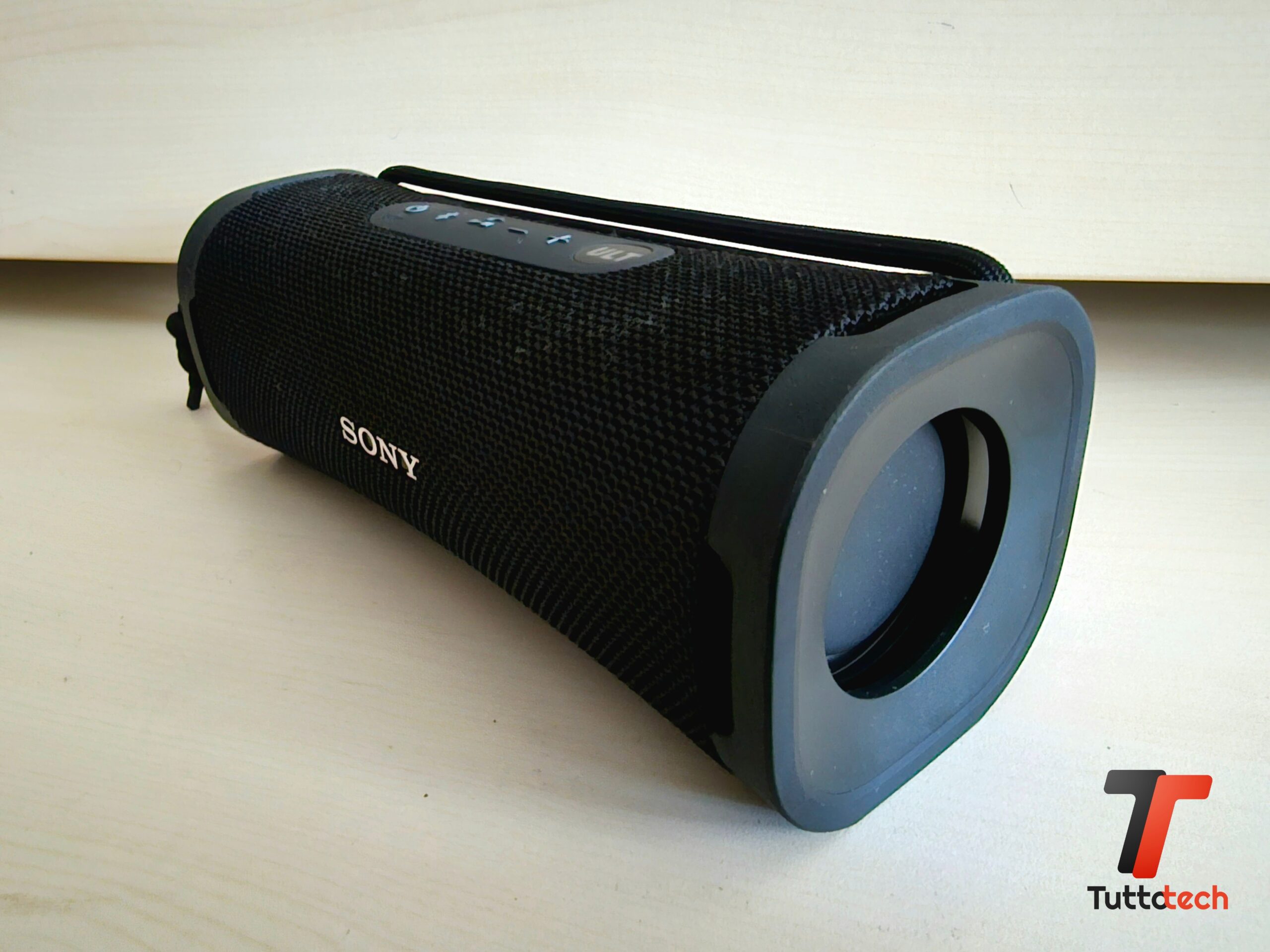 Sony ULT FIELD 1 speaker bluetooth