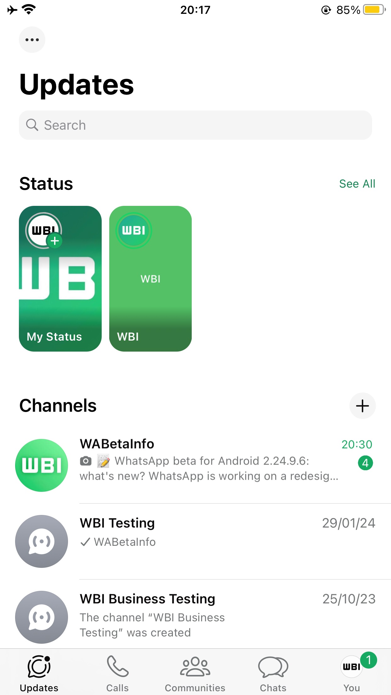 WhatsApp beta iOS nuova barra aggiornamenti stato