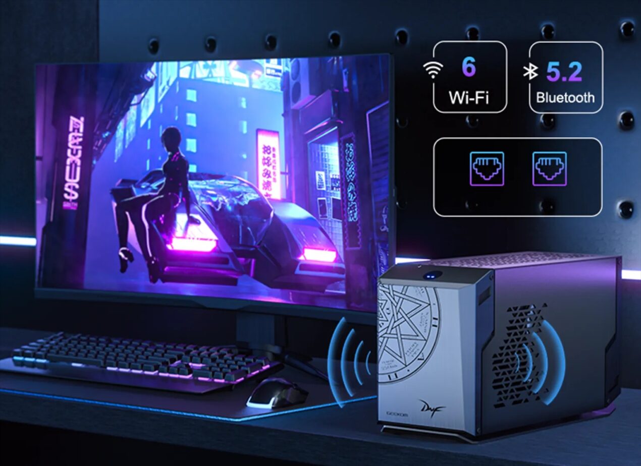 Crollano i prezzi di questi due mini PC GEEKOM, espandibili e colorati