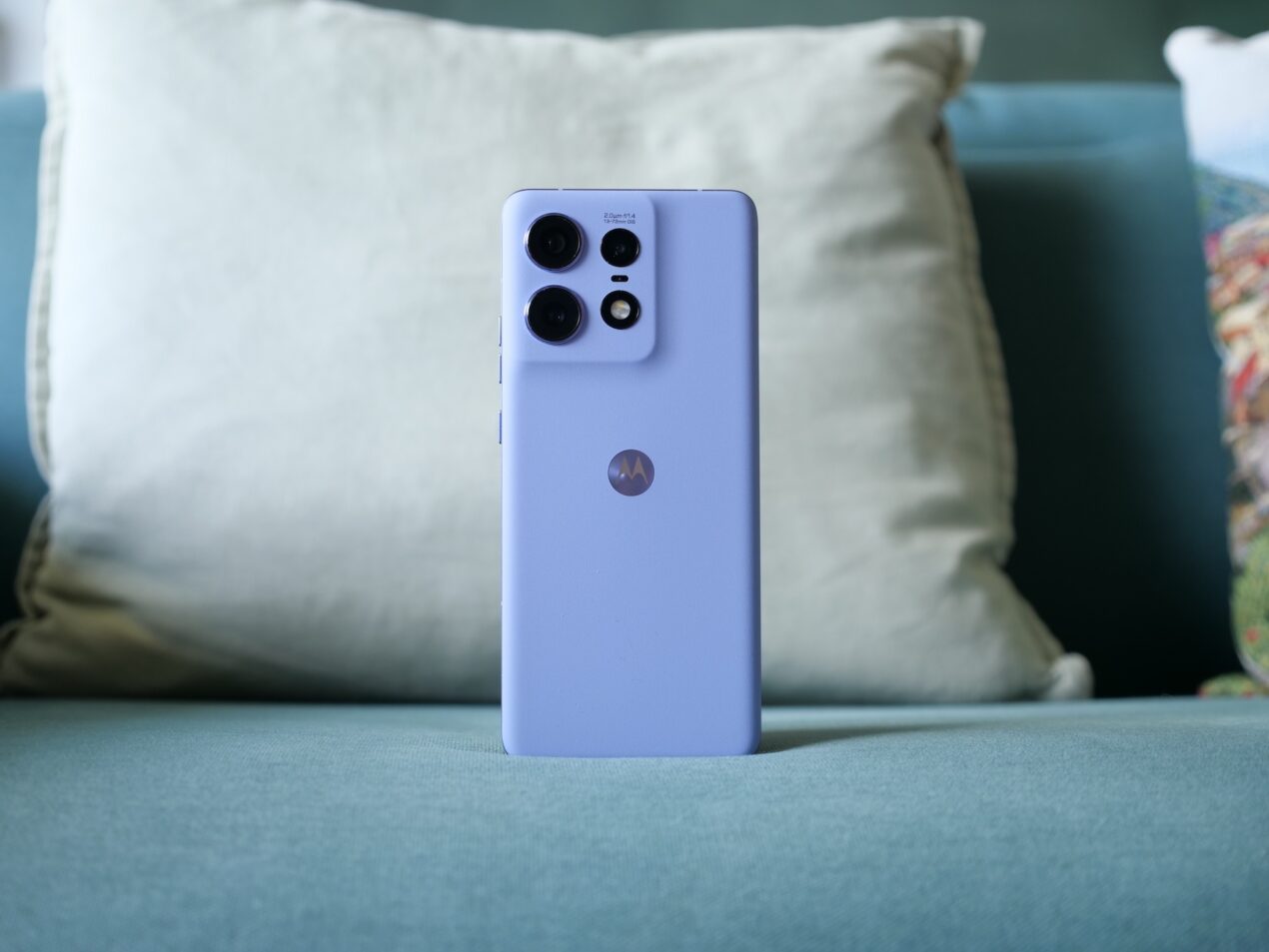 Recensione Motorola Edge 50 Pro: numeri da capogiro ma debole su alcuni punti
