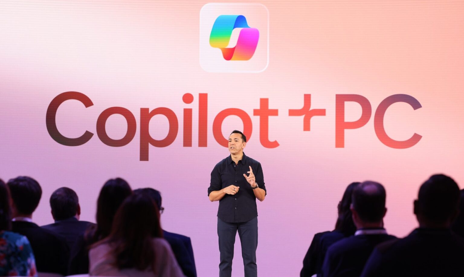 Microsoft annuncia i PC Copilot Plus: la nuova generazione di PC ...