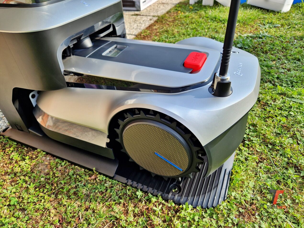 Recensione ECOVACS GOAT G1-2000, il tosaerba che vi cambierà la vita