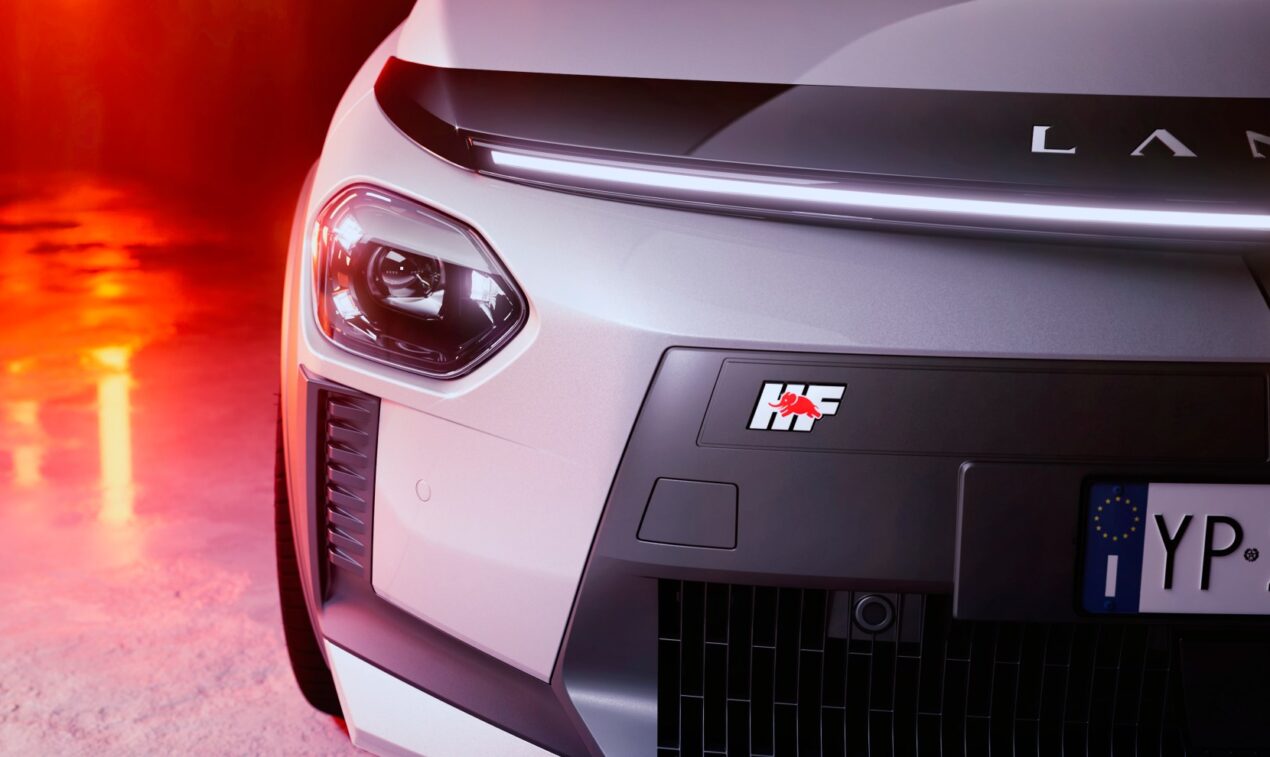 Tutto pronto per il lancio della nuova Lancia Ypsilon HF, l'elettrica da 280 CV