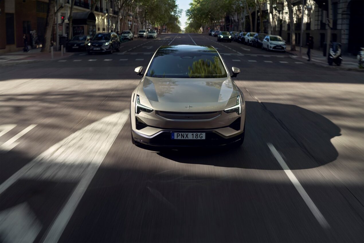 Debutta la nuova versione di Polestar 3 a trazione posteriore, con tanta autonomia