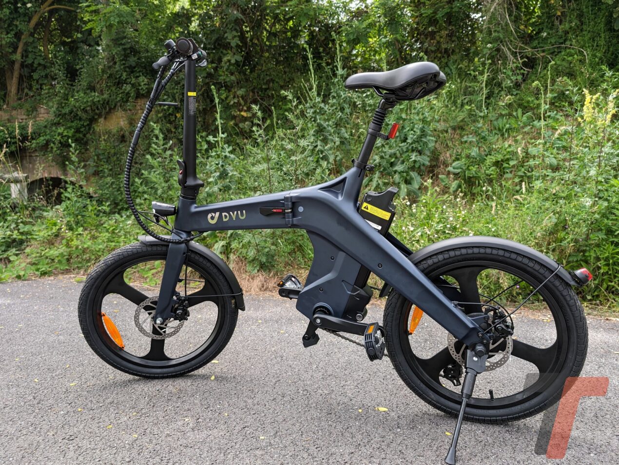 Recensione DYU T1: la bici elettrica pieghevole economica ma stilosa