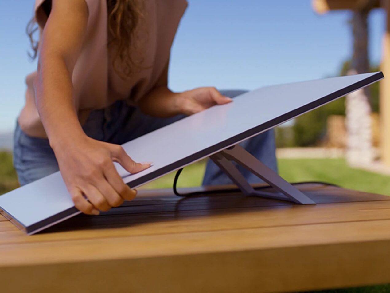 Starlink Mini potrà stare dentro a uno zaino: ecco caratteristiche e prezzi