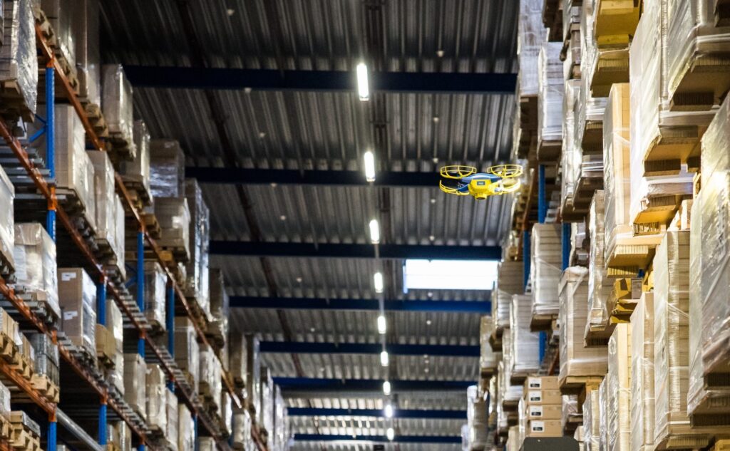 I droni Ikea iniziano a lavorare al fianco dei colleghi in carne e ossa 4