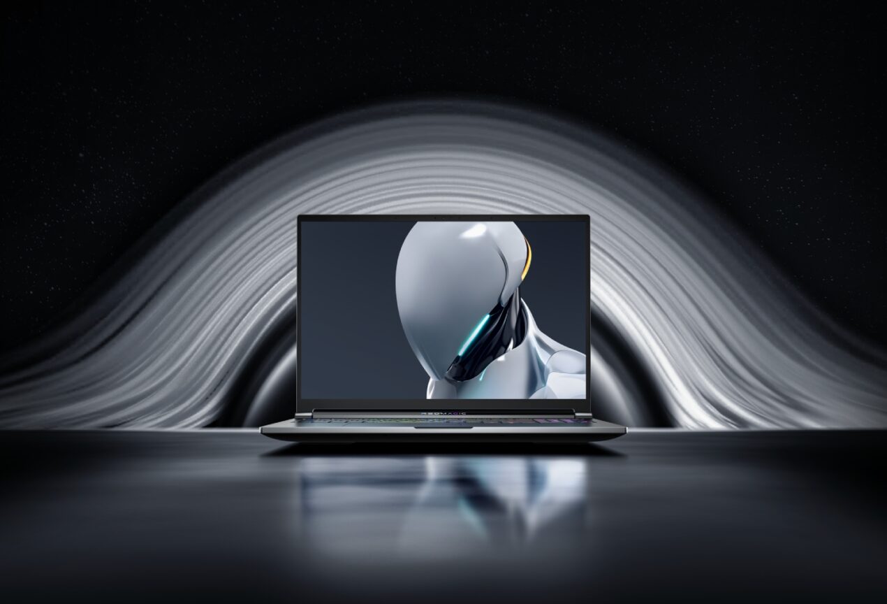 Arriva in Italia Titan 16 Pro, il primo notebook da gaming di REDMAGIC