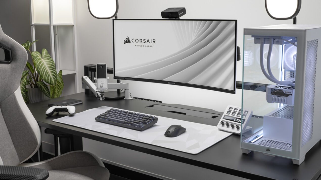 Corsair lancia un nuovo monitor da gaming Xeneon con schermo QD-OLED