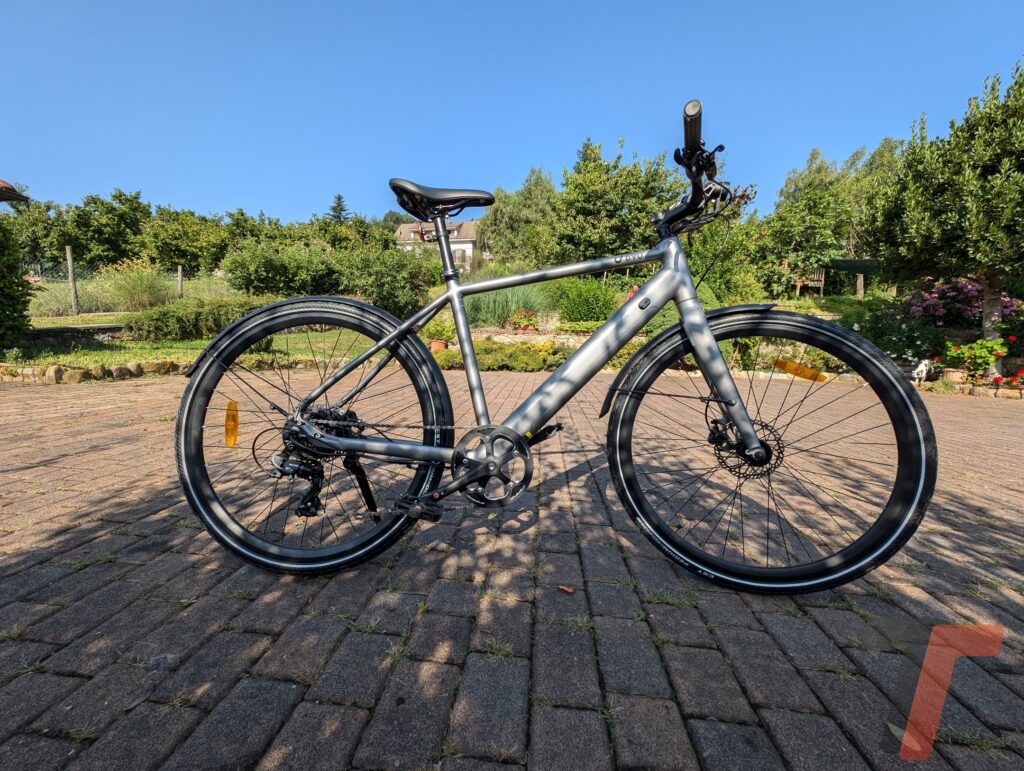 Una bici elettrica veloce, agile e leggera per sfrecciare in città: DYU Stroll 1 (video) 8