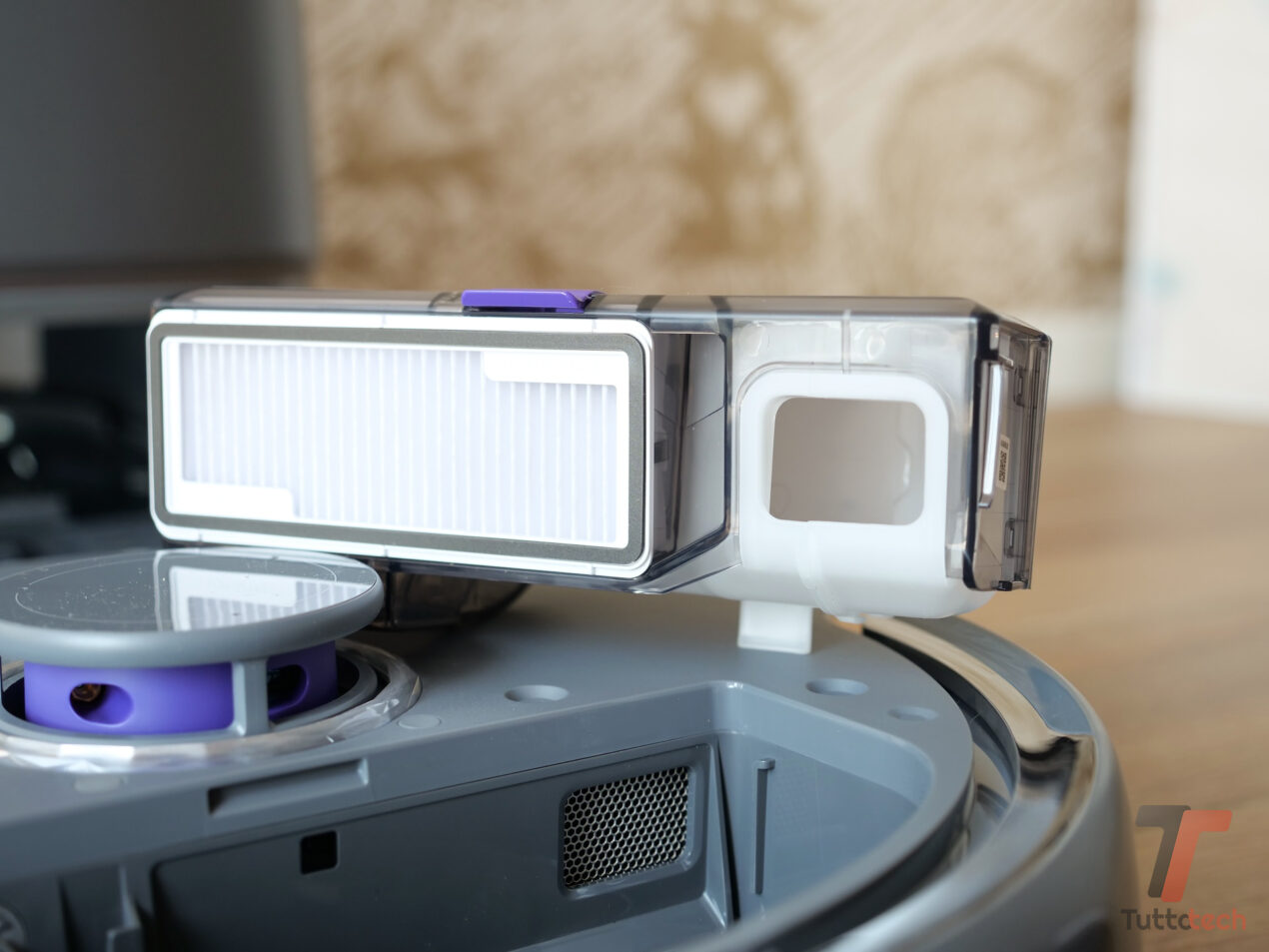 Recensione Narwal Freo Z Ultra: pulizia super efficace e tanta attenzione AI dettagli 13