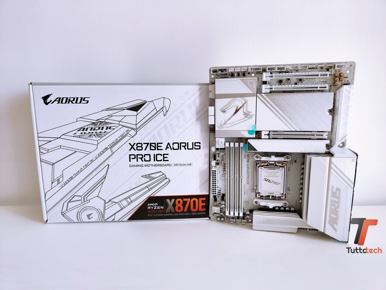 Recensione Gigabyte AORUS X870E PRO ICE: è la scheda madre perfetta per i Ryzen 9000