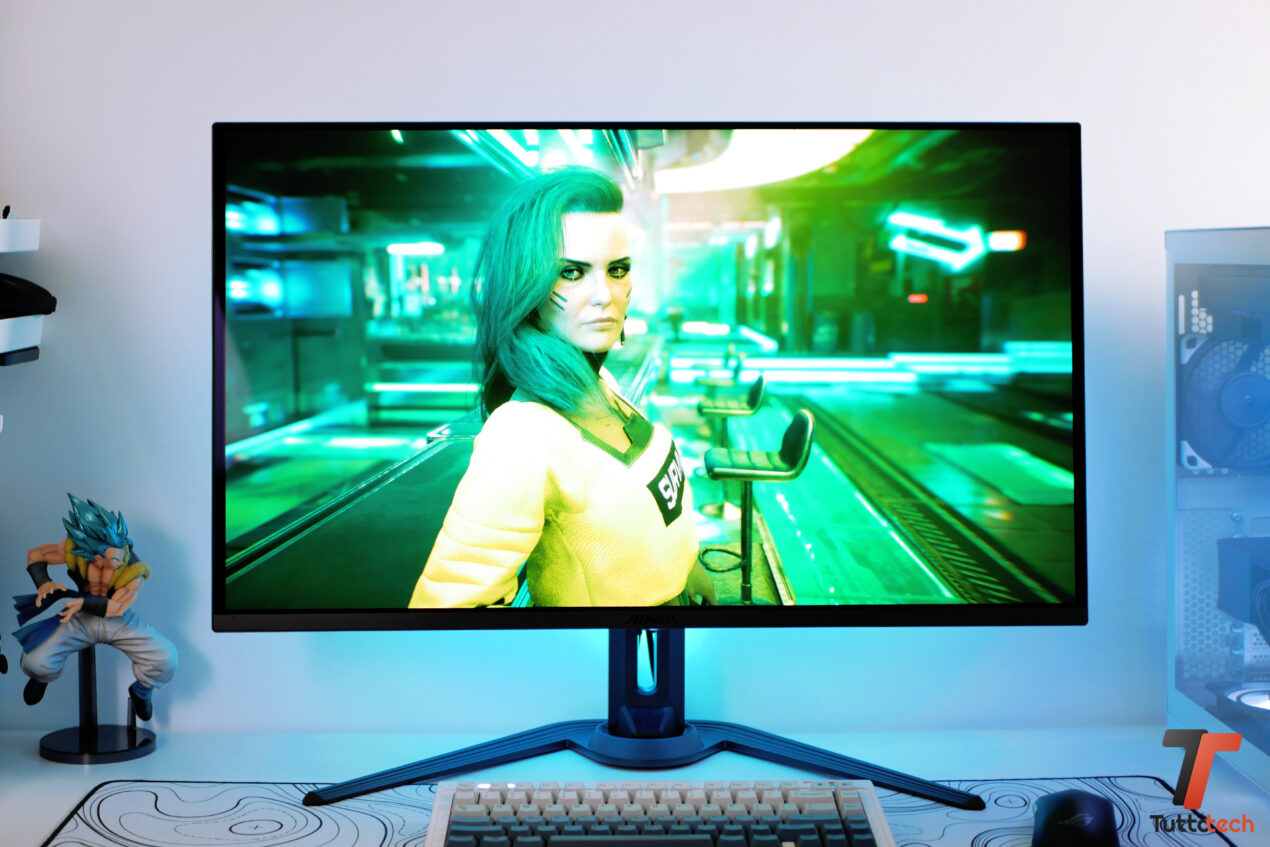 Recensione Gigabyte Aorus FO32U2P: colori spacca mascella ed una feature unica