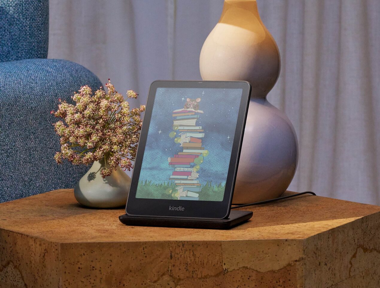 Amazon presenta il primo Kindle a colori e ne aggiorna altri tre