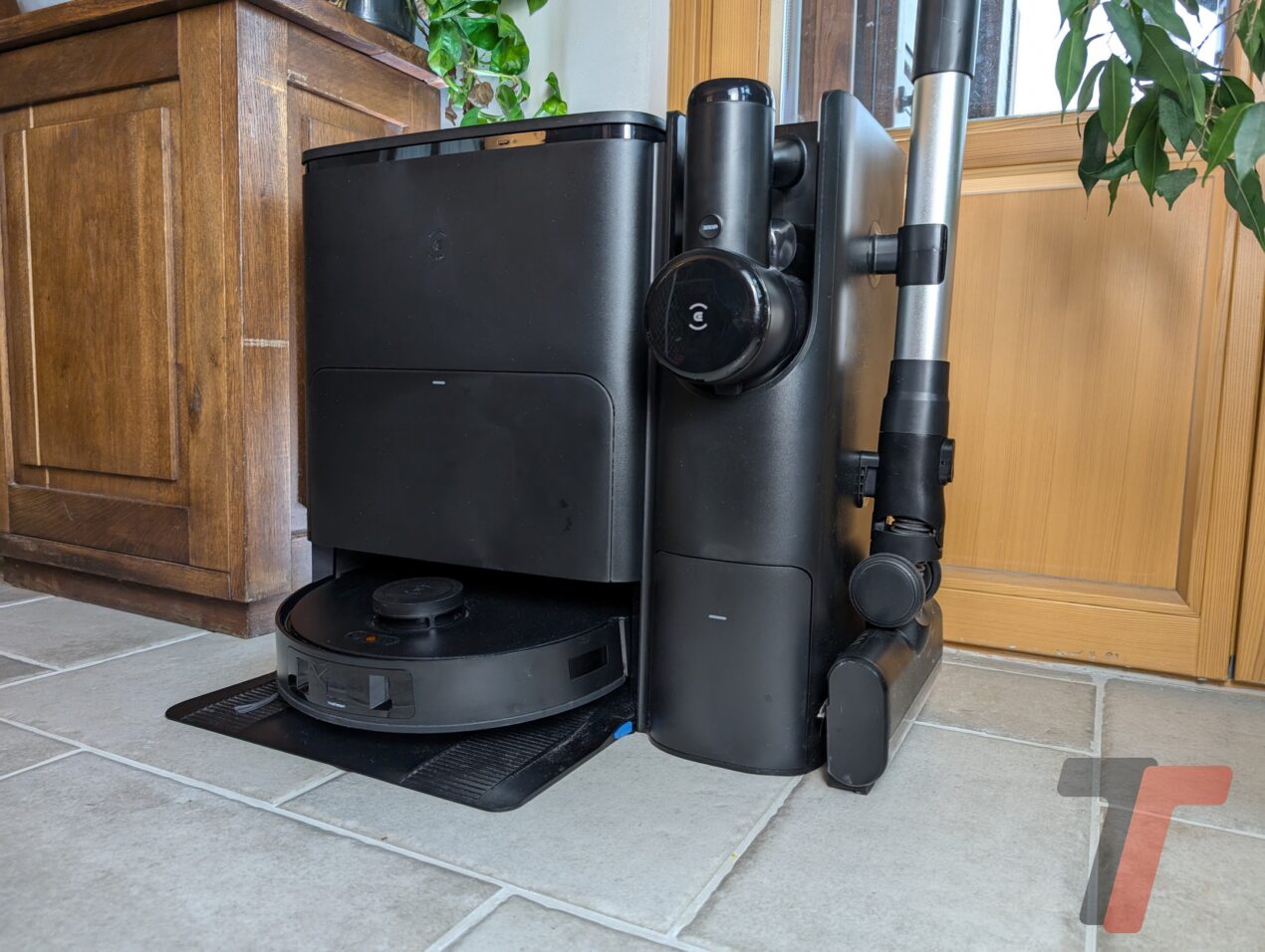 Recensione Ecovacs Deebot T30S Combo Complete: una soluzione funzionale e definitiva per pulire casa