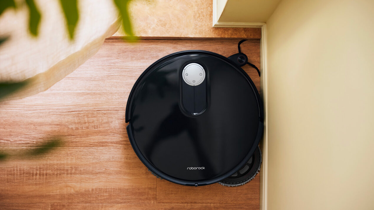 Roborock presenta Qrevo Slim, un nuovo robot aspirapolvere compatto e completo