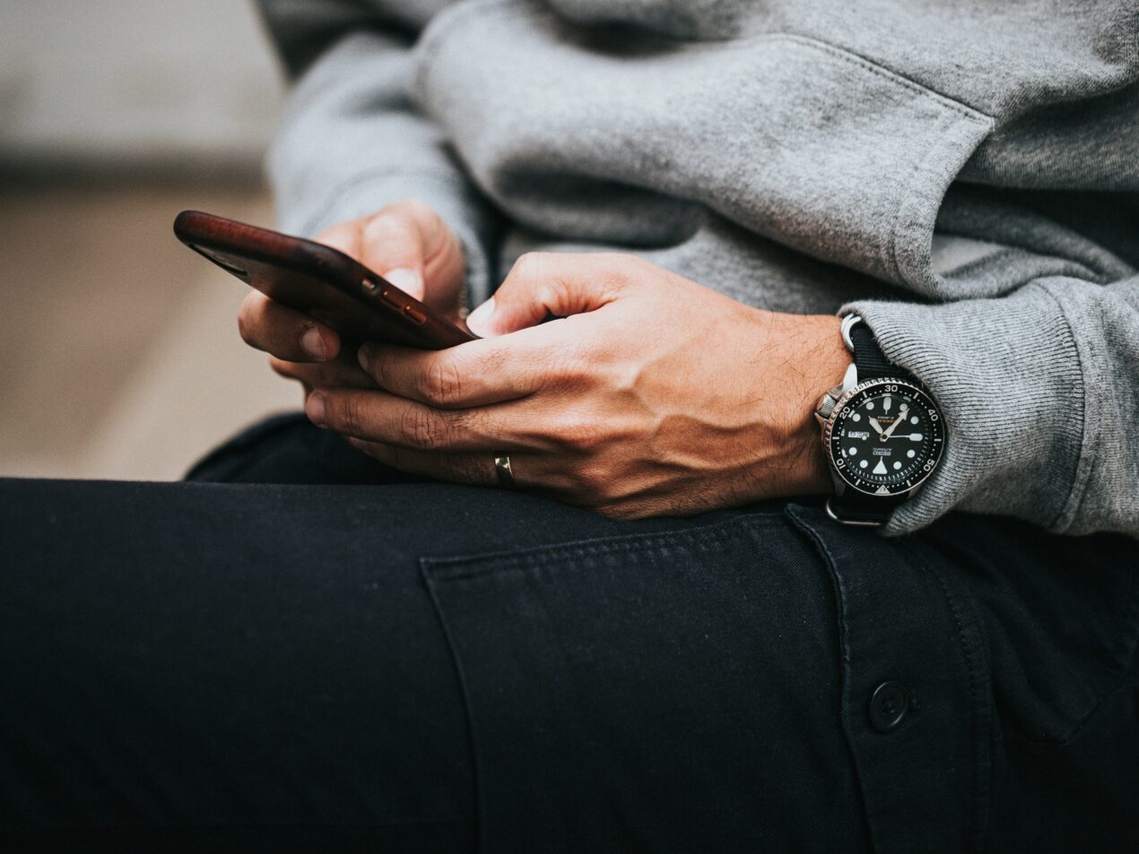 WatchJoy è un nuovo smartwatch di Emporia pensato per gli anziani