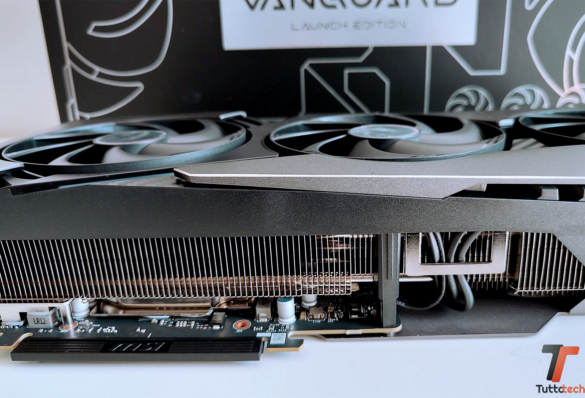 MSI GeForce RTX 5080 16G VANGUARD SOC LAUNCH EDITION 19