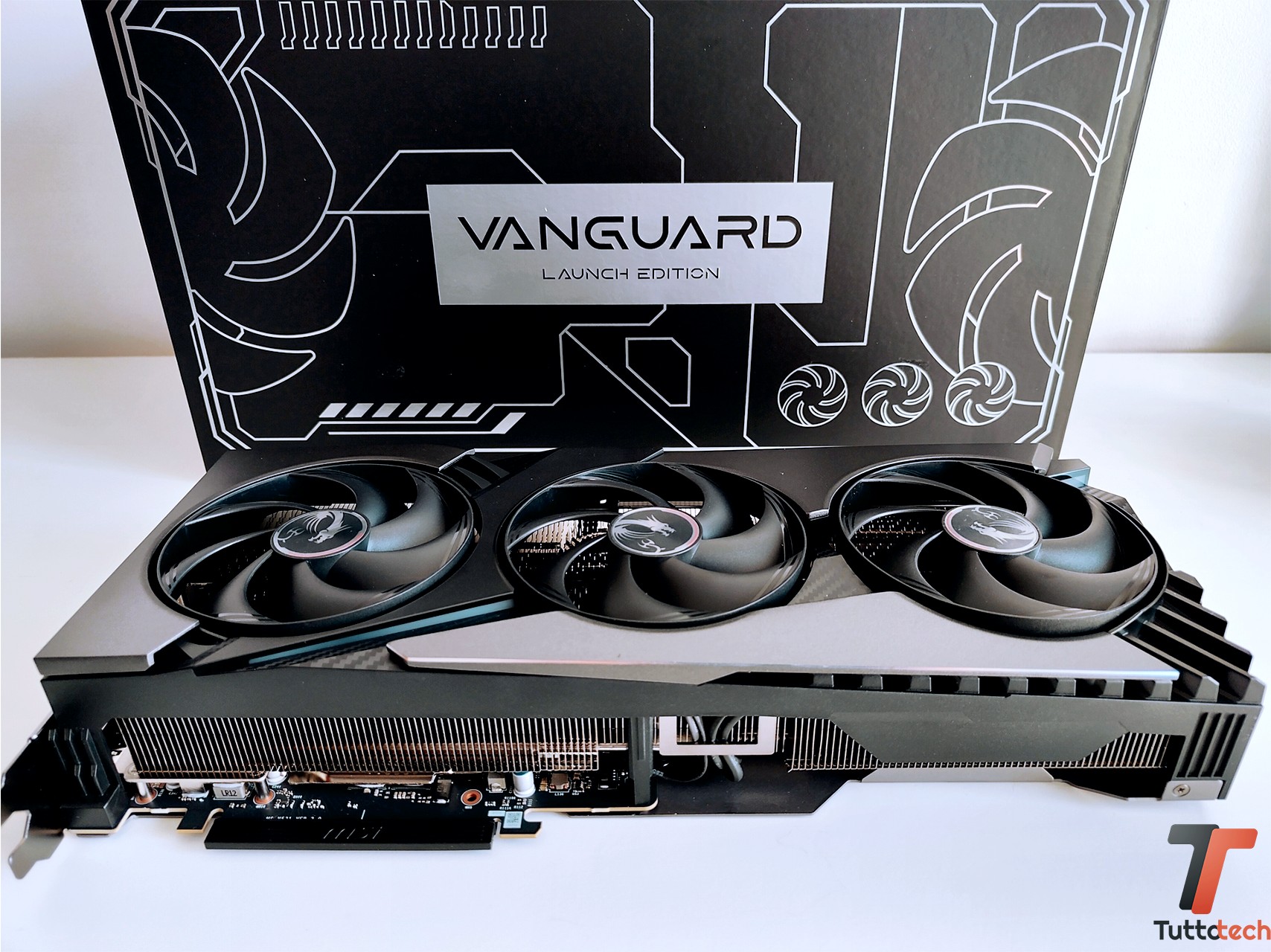 MSI GeForce RTX 5080 16G VANGUARD SOC LAUNCH EDITION 4b