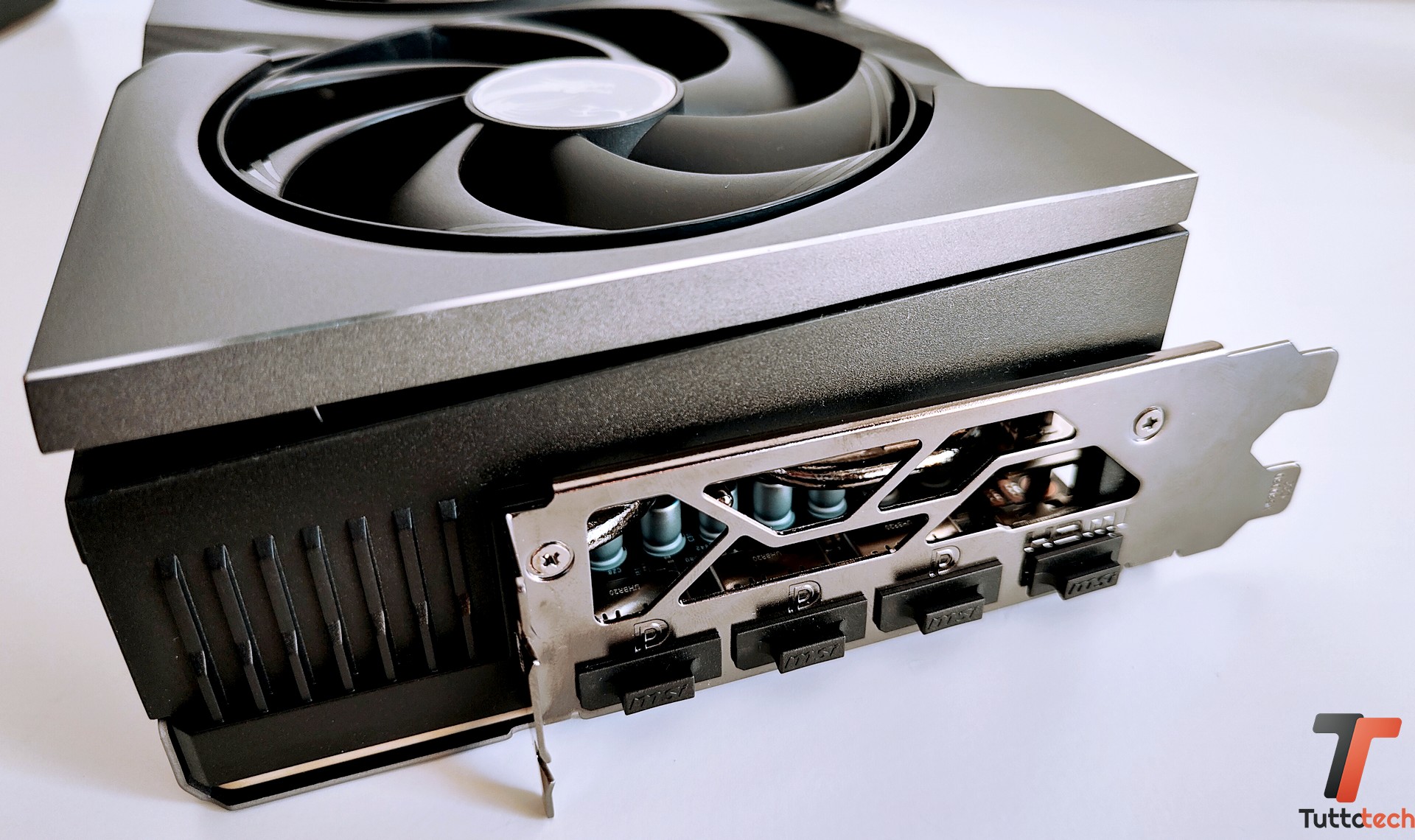 MSI GeForce RTX 5080 16G VANGUARD SOC LAUNCH EDITION 6